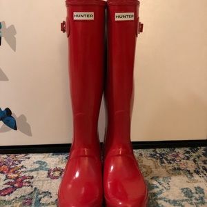 Gorgeous and n perfect condition HUNTER RAIN BOOTS